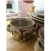 Image 11 : Artisan Pottery A
