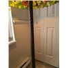 Image 3 : Tiffany Style Lamp B
