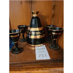 Blue & gold Decanter & 4 goblets Cat A