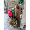Image 2 : Plant Rack & more Cat C