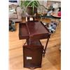 Image 4 : Wood Plant Stand & TeaTrolley Cat A