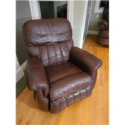 Lazy boy leather recliner Cat C