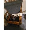 Image 2 : Rocking chair & footstool Cat C