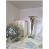 Image 5 : Vases and Kitchen Ware A