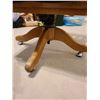 Image 8 : Rolling Chair and Table
