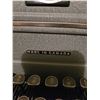 Image 4 : Royal Typewriter A