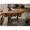 Image 1 : Singer Sewing  Cat A