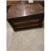 Image 24 : Vintage record player and more Cat A