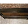 Image 30 : Vintage record player and more Cat A