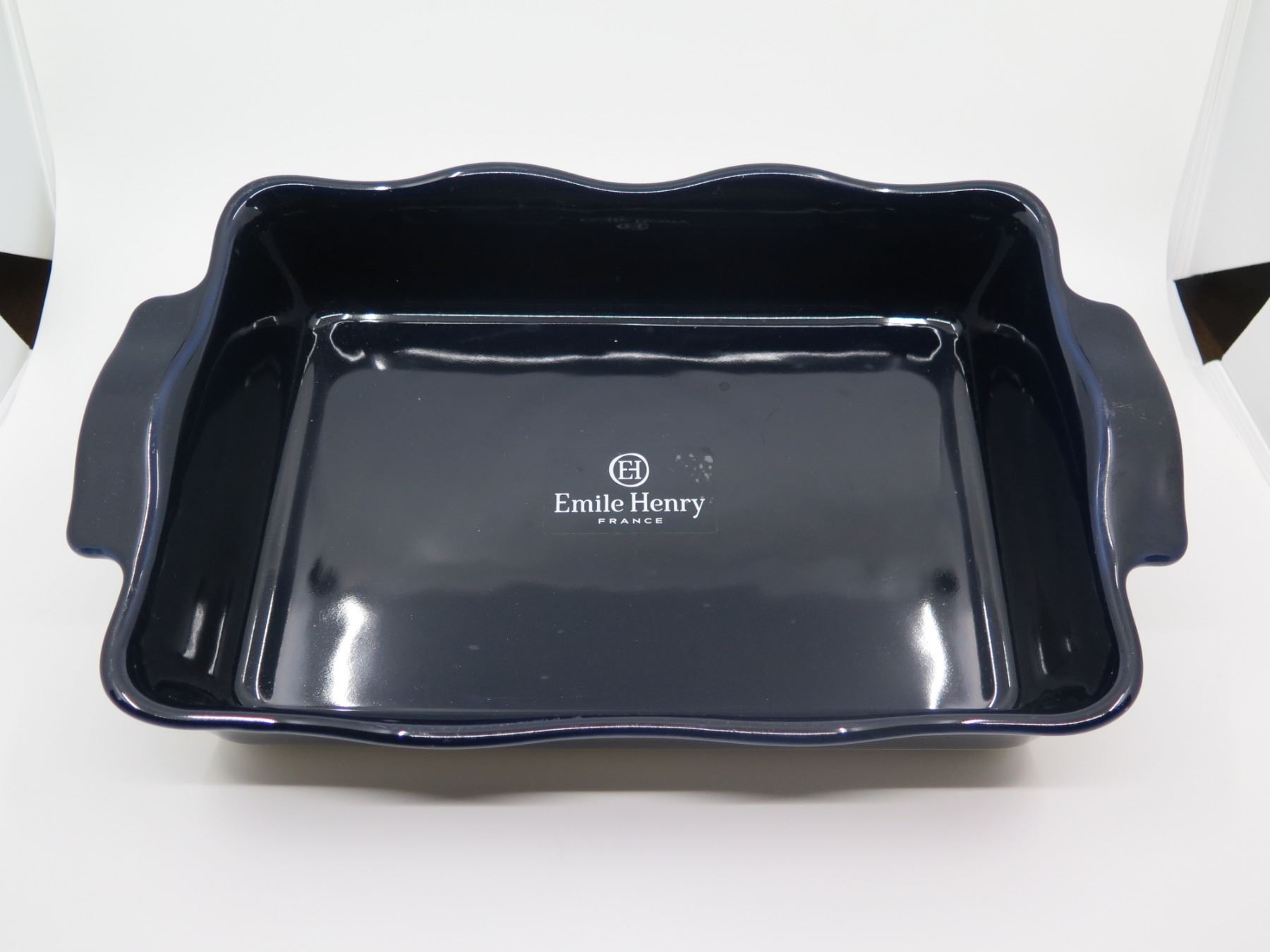 New Wlliams Sonoma Emile Henry 13 X 9 Baking Dish Navy 85 Retail New wlliams sonoma emile henry 13 x 9 baking dish navy 85 retail