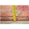 Image 11 : A WOOL HAND KNOTTED OUSHAK ORIENTAL AREA RUG.