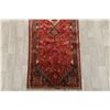Image 6 : A WOOL HAND KNOTTED ABADEH ORIENTAL RUG RUNNER.