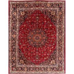A WOOL HAND KNOTTED ORIENTAL AREA RUG.