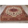 Image 9 : A WOOL HAND KNOTTED FLORAL ORIENTAL AREA RUG.