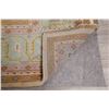 Image 10 : A WOOL HAND KNOTTED HERIZ AREA RUG.