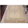Image 2 : A WOOL HAND KNOTTED HERIZ AREA RUG.
