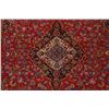Image 4 : A WOOL HAND KNOTTED FLORAL ORIENTAL AREA RUG.
