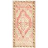 Image 1 : A WOOL HAND KNOTTED OUSHAK ORIENTAL RUG.