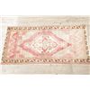 Image 3 : A WOOL HAND KNOTTED OUSHAK ORIENTAL RUG.