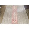 Image 2 : A WOOL HAND KNOTTED OUSHAK ORIENTAL RUG RUNNER.