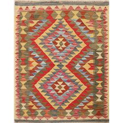 A WOVEN HAND KNOTTED ORIENTAL KILIM.