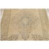 Image 6 : A WOOL HAND KNOTTED FLORAL ORIENTAL AREA RUG.