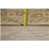 Image 9 : A WOOL HAND KNOTTED FLORAL ORIENTAL AREA RUG.