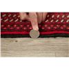 Image 11 : A WOOL HAND KNOTTED BALOUCH ORIENTAL AREA RUG.