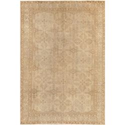 A WOOL HAND KNOTTED ORIENTAL AREA RUG.