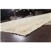 Image 11 : A WOOL HAND KNOTTED OUSHAK ORIENTAL AREA RUG.