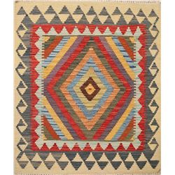 A WOVEN HAND KNOTTED ORIENTAL AREA KILIM.
