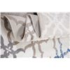 Image 7 : A WOOL HAND KNOTTED ORIENTAL AREA RUG.