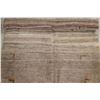 Image 8 : A WOOL HAND KNOTTED GABBEH ORIENTAL AREA RUG.