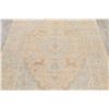 Image 3 : A WOOL HAND KNOTTED FLORAL OUSHAK AREA RUG.