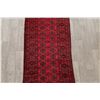Image 3 : A WOOL HAND KNOTTED HALLWAY RUG RUNNER.