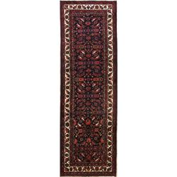 A WOOL HAND KNOTTED MALAYER ORIENTAL RUG RUNNER.
