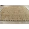 Image 9 : A WOOL HAND KNOTTED FLORAL ORIENTAL AREA RUG.