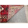Image 5 : A WOOL HAND KNOTTED ORIENTAL AREA RUG.