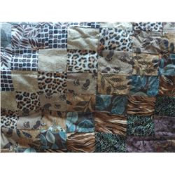 Hand Sewn Quilt approx 70x54
