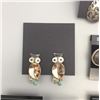 Image 3 : 10 Pairs of Vintage Clip On and Screw Back Earrings