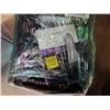 Image 2 : BEAUTY ITEMS, BREAST PUMP AND FOOT BATH