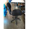 Image 2 : BLACK OFFICE CHAIR