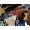 Image 2 : Lot of flashlights and bolt cutters