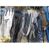 Image 2 : Tray of new work gloves