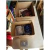 Image 1 : TRAY OF WALLETS, LANYARDS AND CLOTHS