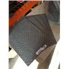 Image 2 : 100 SHEETS OF SPILL PADS