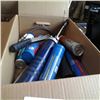 Image 1 : Tray of grease gun and grease
