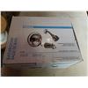 Image 2 : PEERLESS BATHROOM FAUCET SET