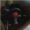 Image 2 : 3 ADJUSTABLE DUMBELLS