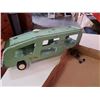 Image 2 : TRAY OF TOY CARS AND TONKA TRAILER